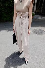 あざとくて何が悪いの 田中みな実衣装 ワンピース ブラウス スカート のブランドは Fashiondrawer