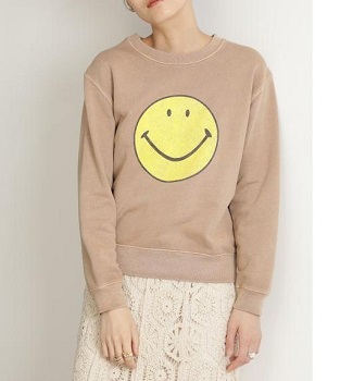今田美桜　Tシャツ　ユニクロコラボ　ワル　悪女 Tシャツ/カットソー(半袖/袖なし) 超特価