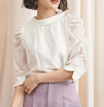 ラヴィット田村真子アナ衣装ブラウス