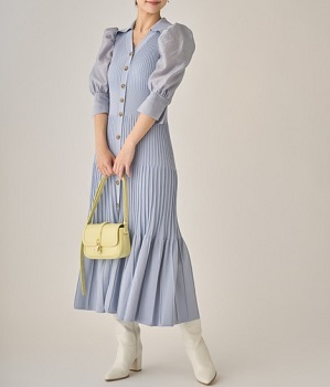 世界まる見え岩田絵里奈アナ衣装ワンピース