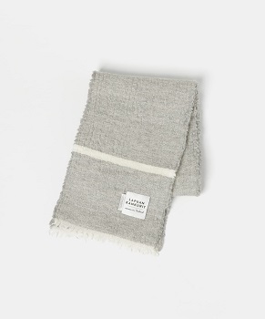 Silent11話夏帆衣装スカーフ(LAPUAN KANKURIT:TANHU scarf)