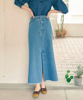 女神の教室/テミスのきょうしつ4話/柊木 雫(ひいらぎ しずく)役北川景子さん衣装スカート