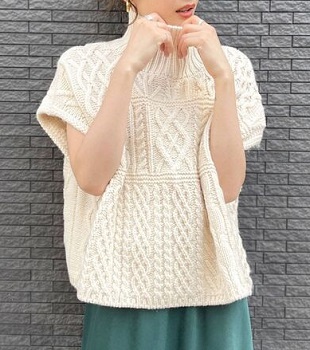 100万回言えばよかった5話相馬悠依役井上真央さん衣装ベスト