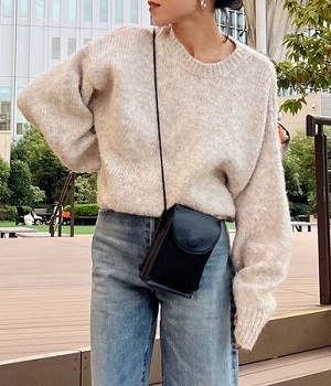 100万回言えばよかった5話相馬悠依役井上真央さん衣装ニット