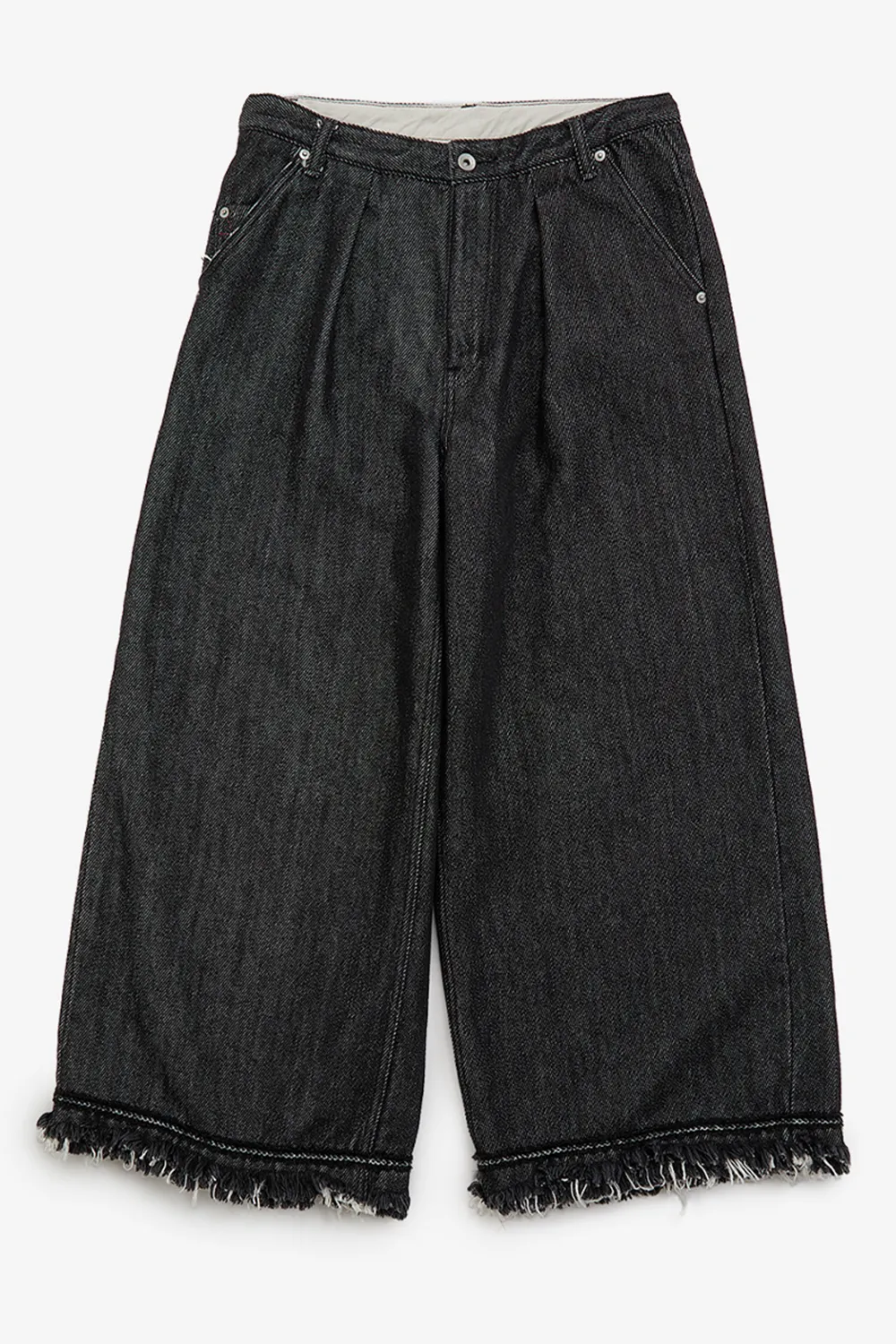 ラヴィット 宮舘涼太 着用 meagratia Lace tape denim wide slacks ブラックのデニムワイドパンツ